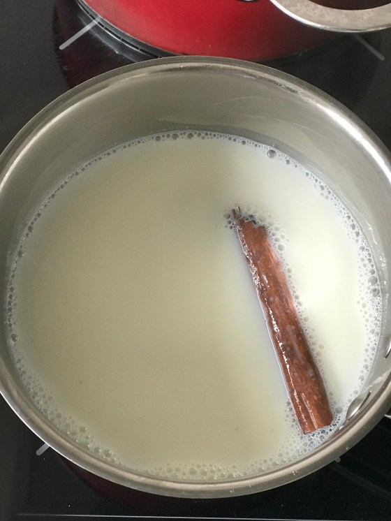leche canela y miel